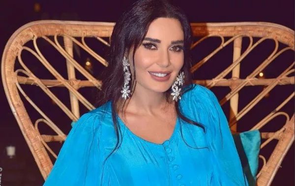 أزياء النجمات العربيات في مناسبات رمضان 2019