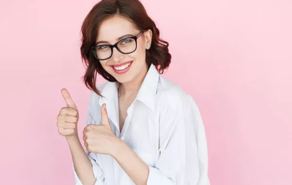 خبير لـ«سيدتي»: الطبيب والمستهلك لا يمكنهما معرفة النظارات الأصلية من المقلدة