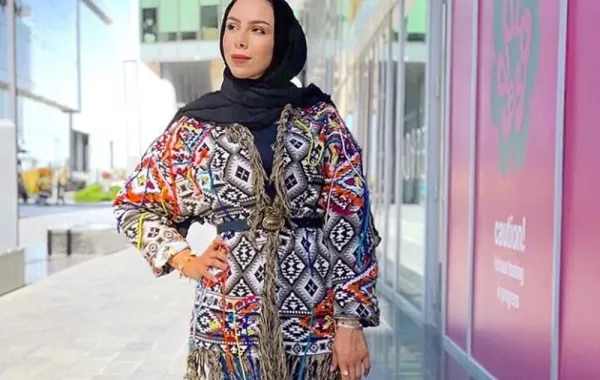 طريقة تنسيق أزياء الشتاء للمحجبات من مدونة الموضة تسنيم أبو سيدو