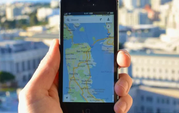 خرائط غوغل تطلق 3 ميزات جديدة على هواتف آيفون.. تعرفوا عليها