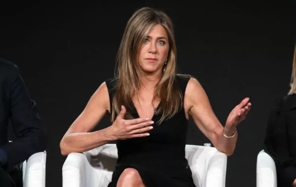 PASADENA, CALIFORNIA - JANUARY 19: Jennifer Aniston of "The Morning Show" speaks onstage during the Apple TV+ segment of the 2020 Winter TCA Tour at The Langham Huntington, Pasadena on January 19, 2020 in Pasadena, California. David Livingston/Getty Images/AFP David Livingston / GETTY IMAGES NORTH AMERICA / Getty Images via AFP